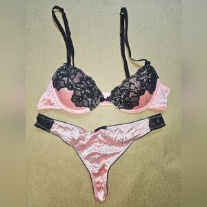 Parisian Pink & Black Bra and Panty Set + Bonus Gift ( New No Tag)